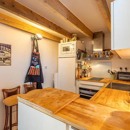 Guestready - Charming With Mezzanine * Paryż